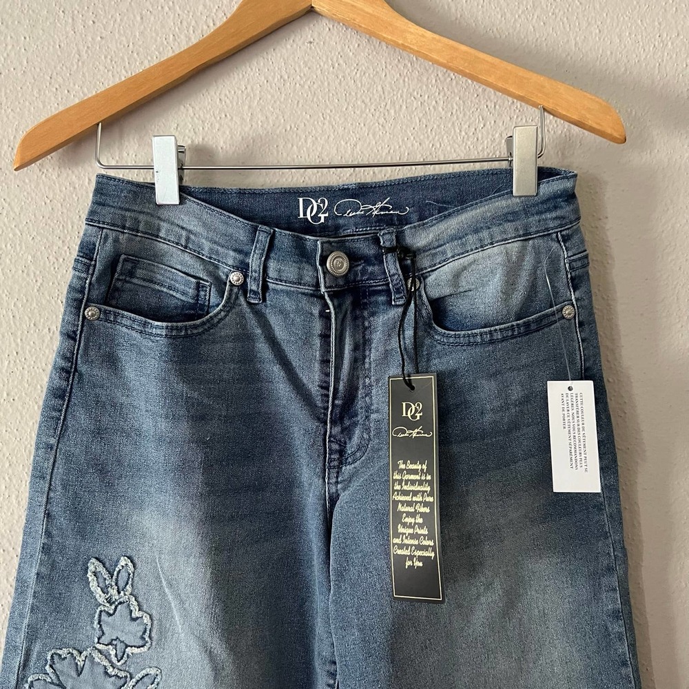 Light Blue Embroidered Wide-Leg Jeans - Picture 4 of 9
